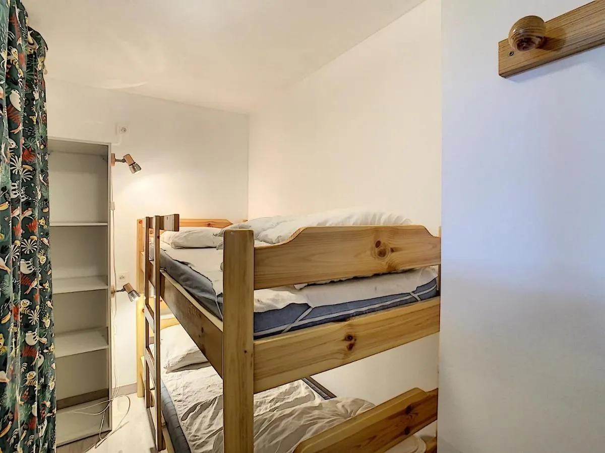 Charmant 2 Pieces + Coin Cabine, Proche Centre Combloux, Rdj, Terrasse, Parking Et Casier A Skis - Fr-1-560-69 Combloux